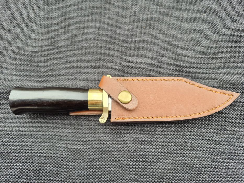 Нож Bowie "Expendables"/"Непобедимите" малък с кожена кания