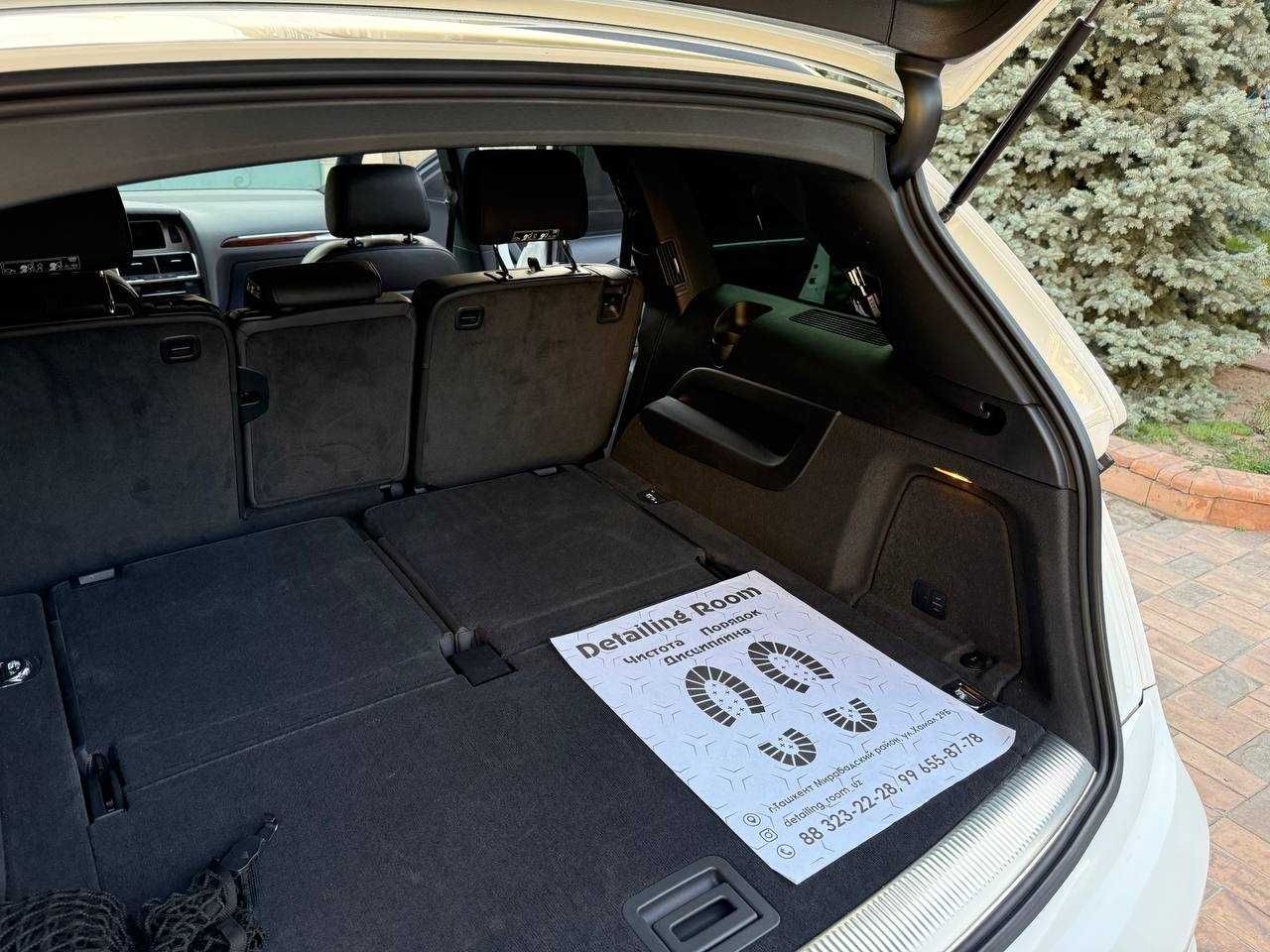 AUDI Q7 TFSI quattro (4WD)