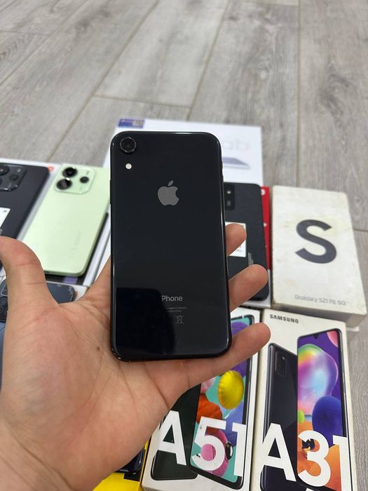 iphone xr iphone se skidkada
