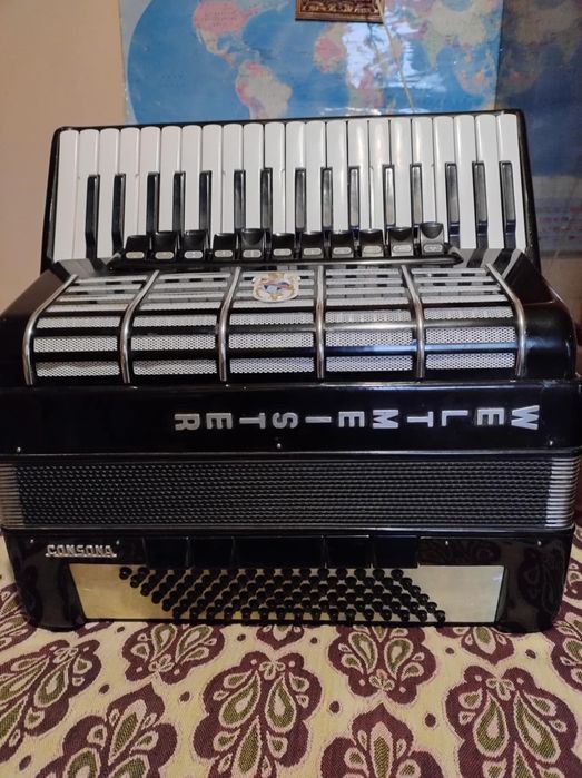 Acordeon Weltmeister Consona impecabil