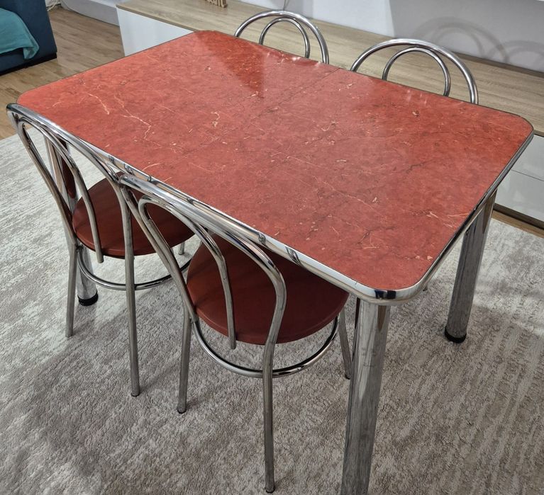 Vand masa si 4 scaune