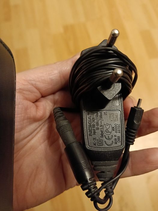 Camera web Trust/încărcătoare telefon/tabletă