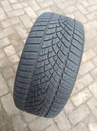 O bucată 275 45/40/35 R21 M+S iarnă - una Pirelli Goodyear