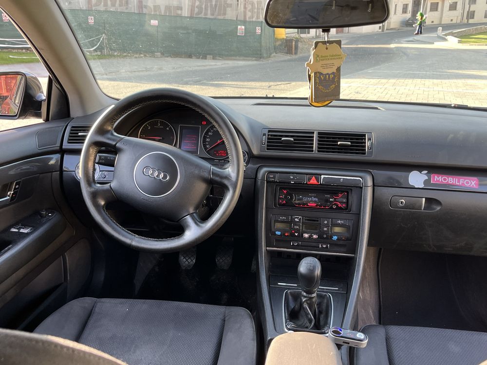 Vând Audi A4 b6 1.9tdi