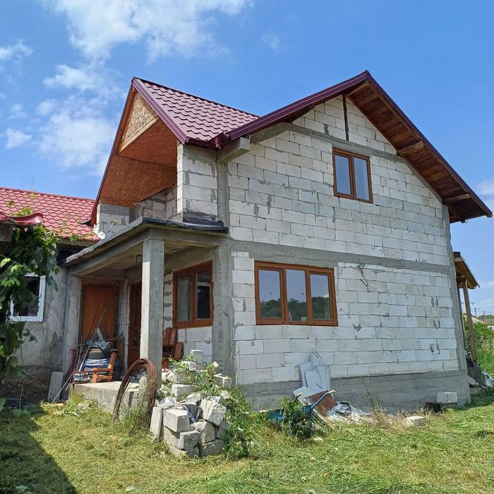 Casă + teren generos intravilan Sat Piscu (Fitionești)