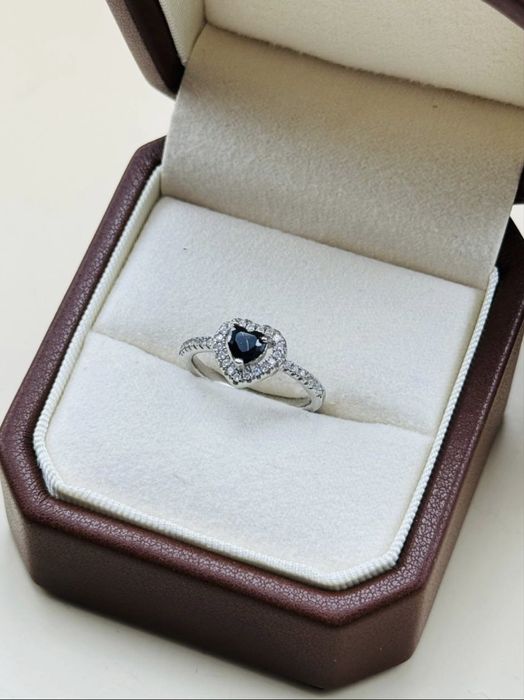 продаю pandora в черном цвете