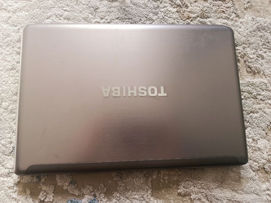 Ноутбук TOSHIBA рабочий