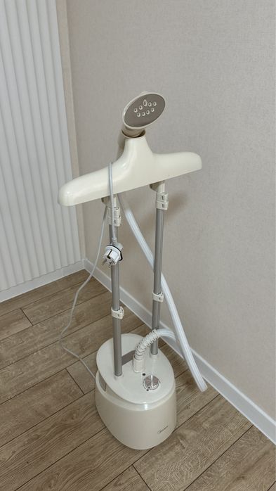 Продам вертикальный отпариватель