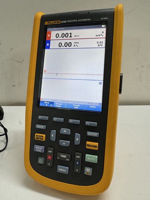 Fluke 124B osciloscop