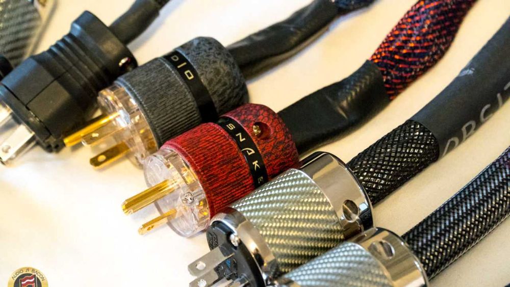 Cabluri audio boxe custom la comanda XLR RCA Schuko IEC banana jack