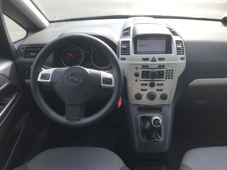 Opel Zafira”B”-1.8 Benz-2009-140cp-7 locuri-recent adusa