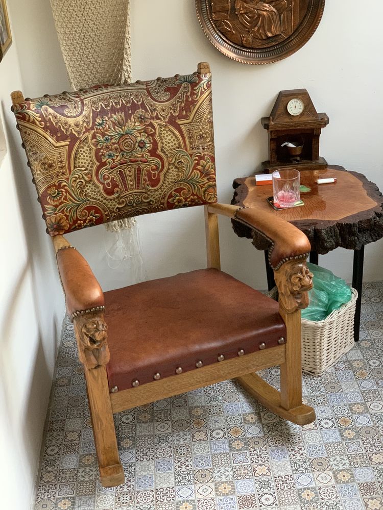 Balansoar vechi vintage scaun piele naturala sculptat Brødrene Bjotvei