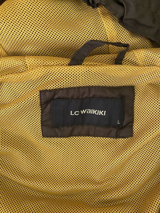 Foita de ploaie LC Waikiki