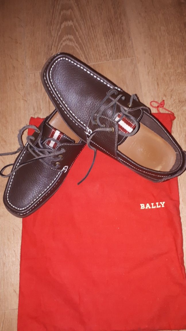 Мъжки мокасини Bally