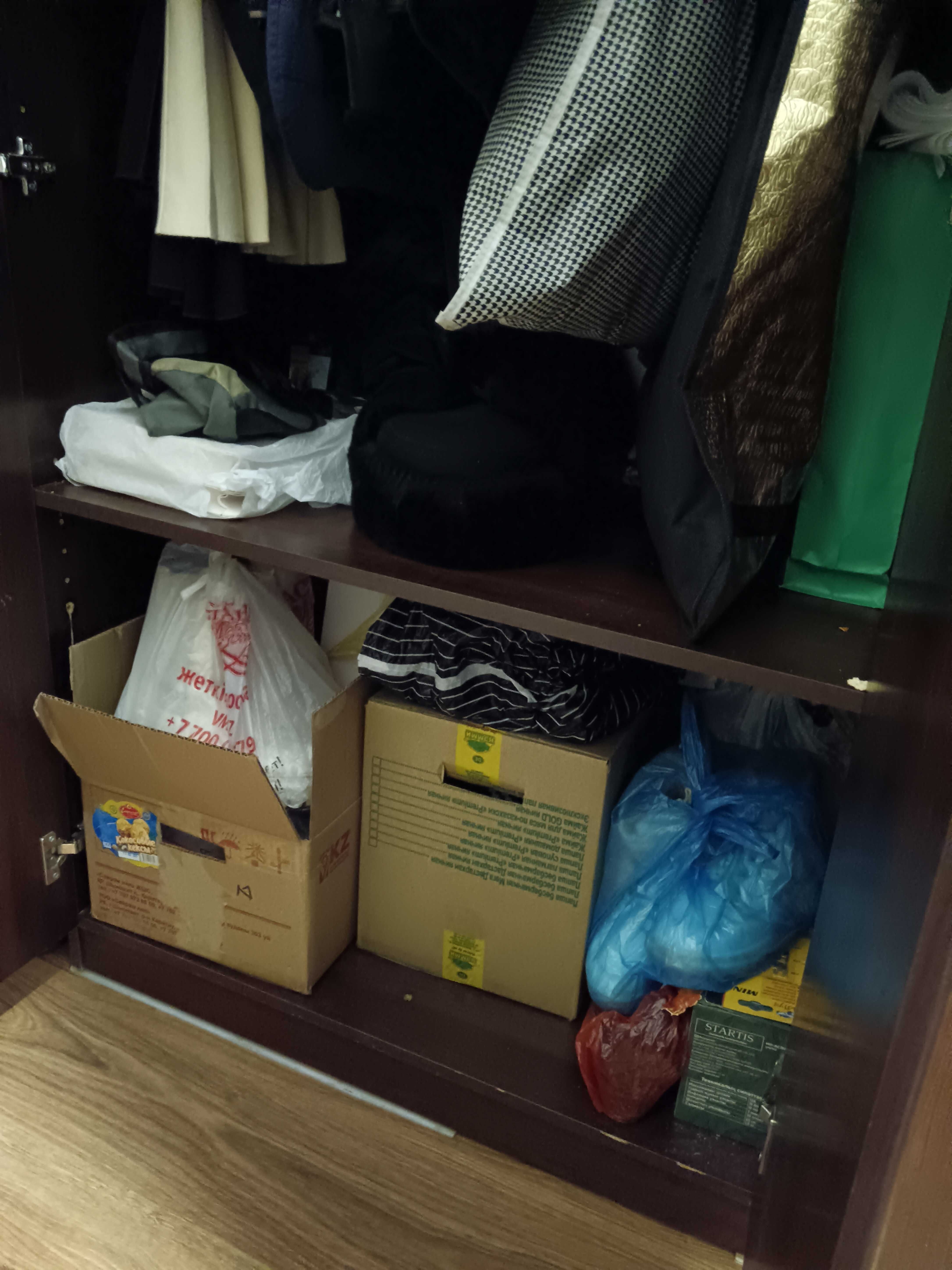 Срочно продам Шкаф