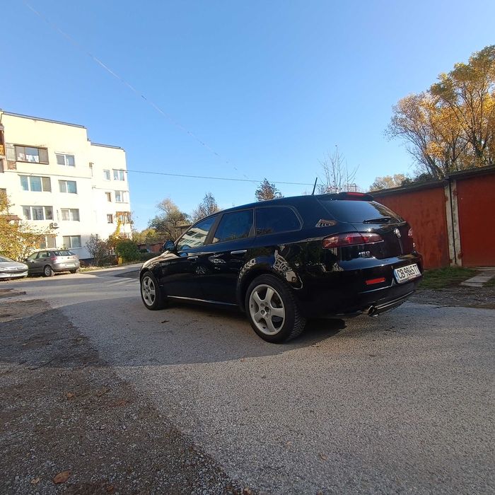 Продавам Алфа Ромео 159 sw,2010 г.