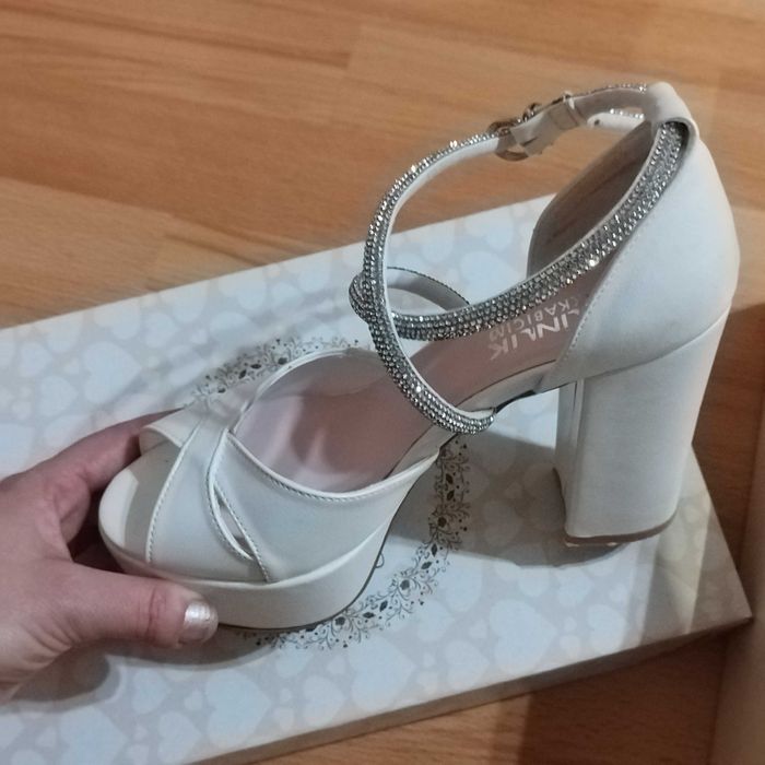 Sandale mireasa in stare impecabila