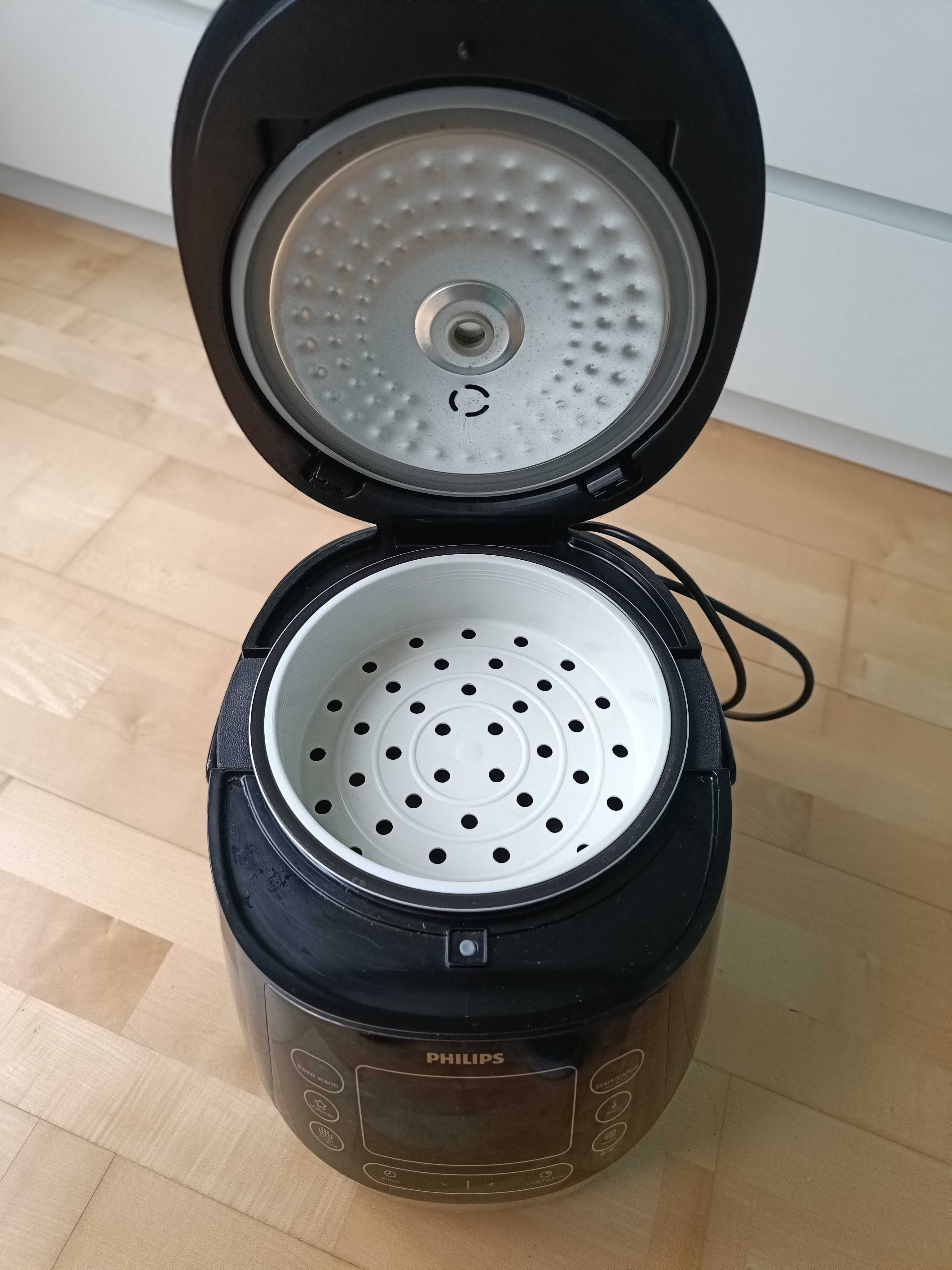Мултикукър Philips HD749/70