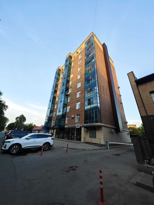 3-комнатной квартиры, 105 м², ул. Комиссарова, дом 10/3