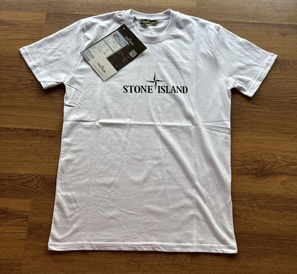 Мъжка,памучна,бяла тениска Stone Island с щампа на гърба
