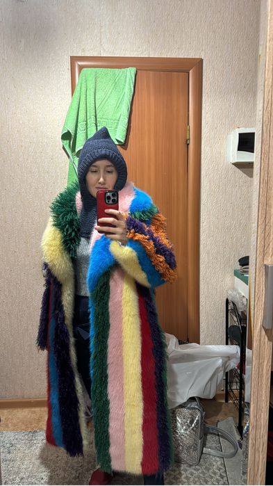 Продам шубу, красивая