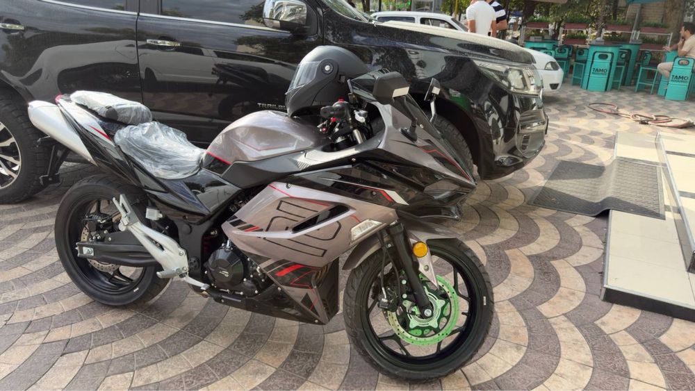 Kawasaki replica 400 kub