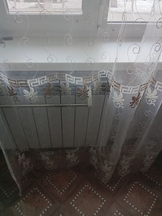 Тюль новая , можно для зала