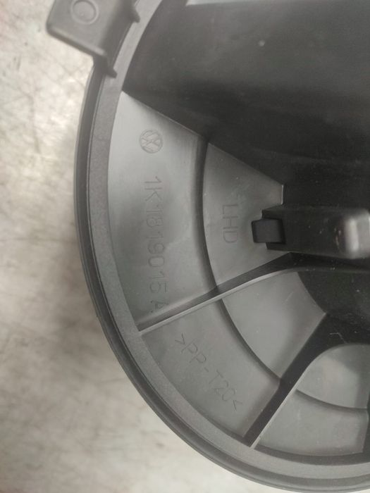 Debitmetru aer BMW Seria 5 F11 (2009 - 2013) (1204)  N47D20T1