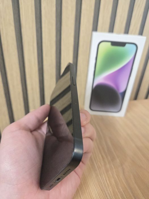 iPhone 14 Midnight 98% baterie originală!