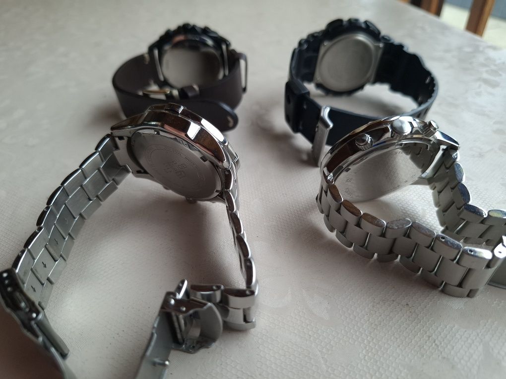 Ceasuri Casio si Fossil
