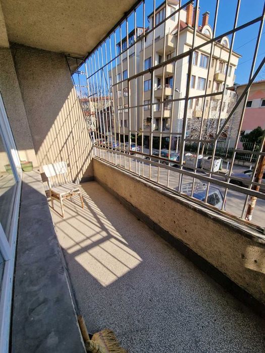 Продава се Четиристаен апартамент в София, Медицинска академия - 122 кв.м за 3033 €/кв.м - Снимка #7