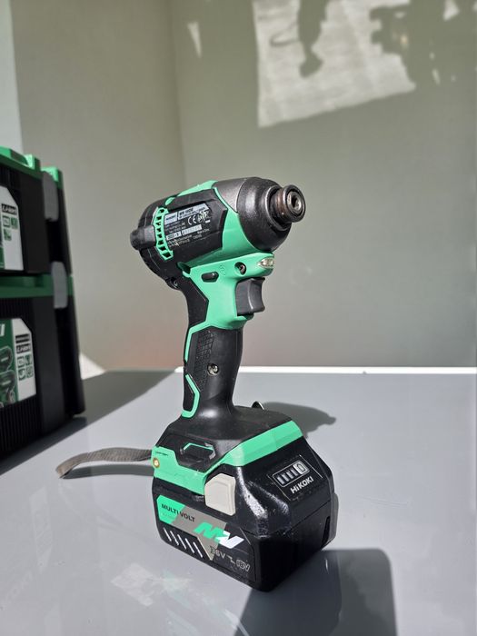 Masina de însurubat impact Hikoki WH 18DE