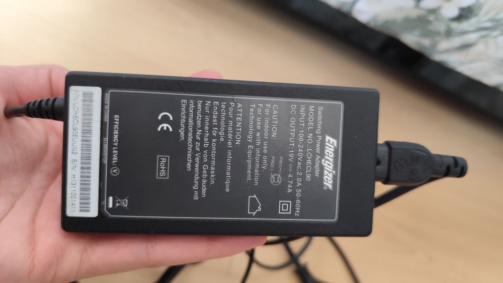 Мрежово Универсално зарядно за лаптоп ENERGIZER, 90W, Черно