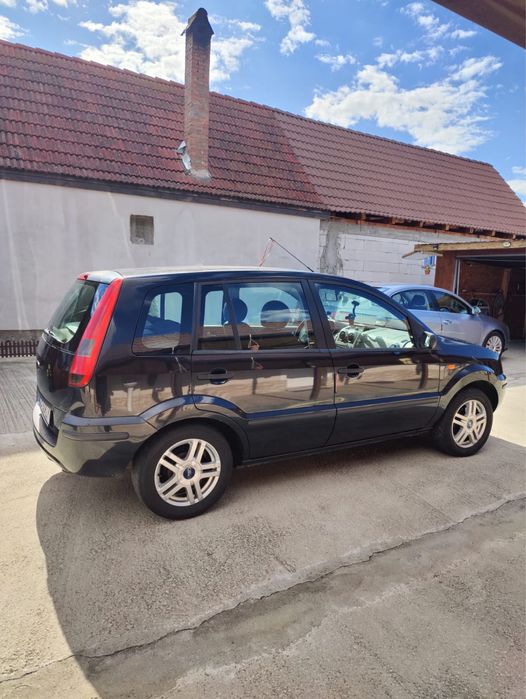 Vand ford fusion 2004