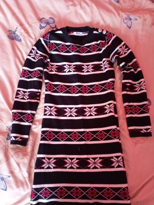 Vând rochii elegante de seara