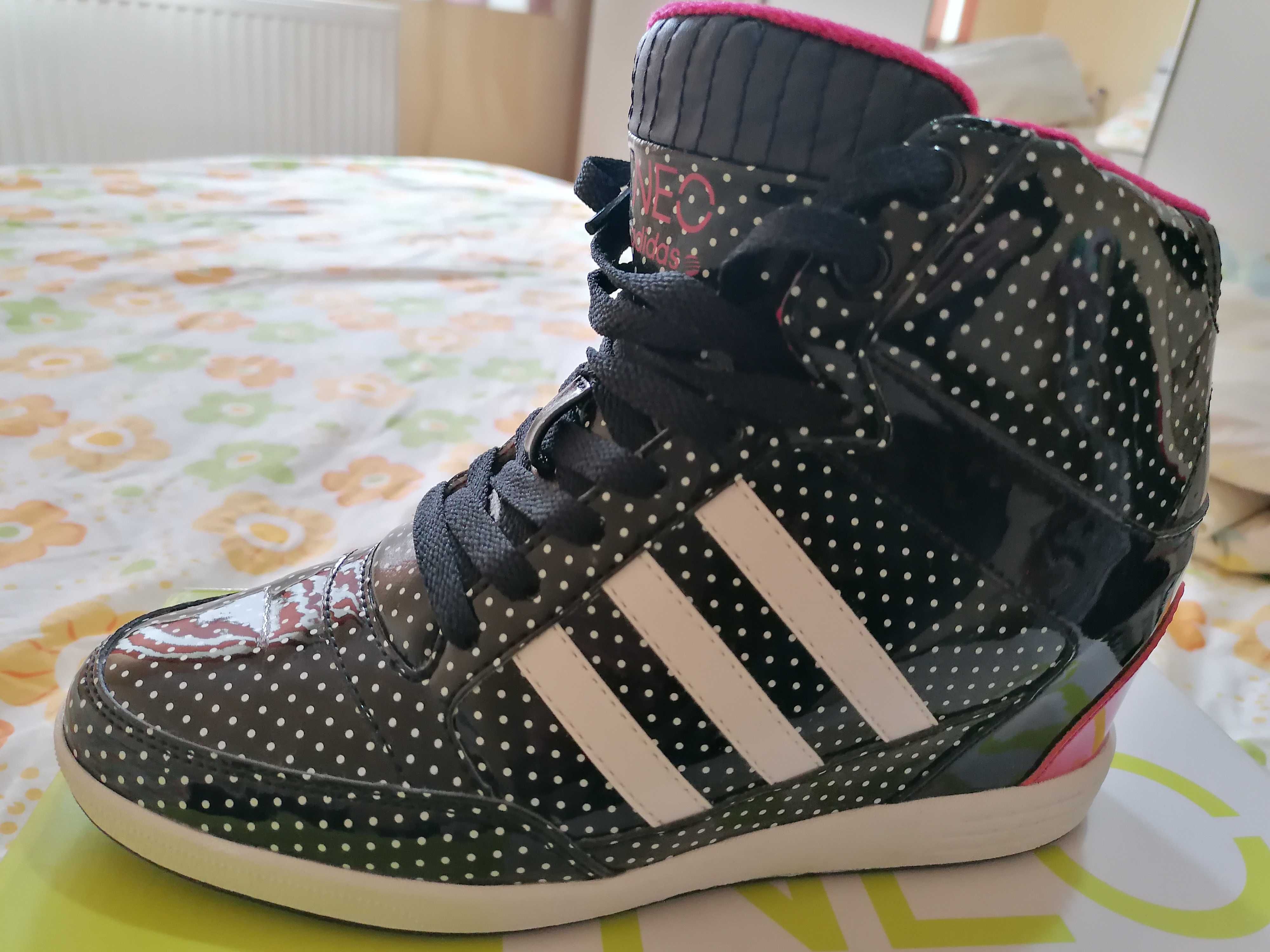 Adidași "Adidas Neo" noi