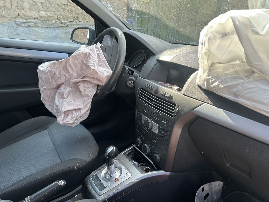 Опел Астра 1.3 дизел 2009