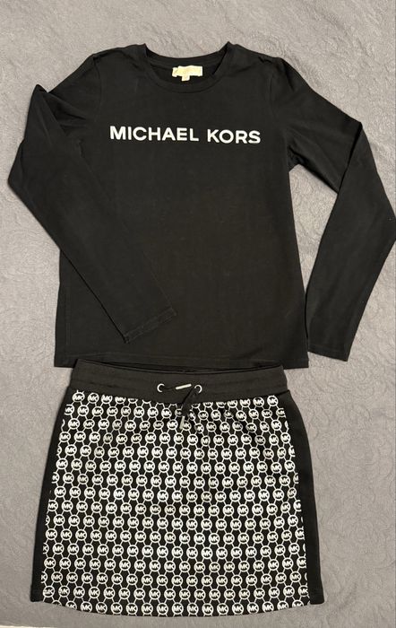 Michael Ko , EA7 , DKNY , GUESS