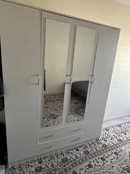 Продам шкаф и кровать