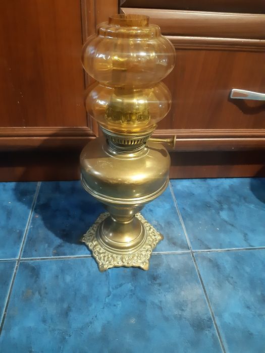 Lampa pe gaz veche