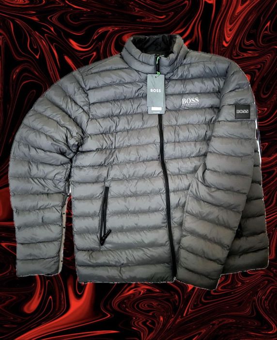 Geaca  Hu.Go.Boos(doua fete)