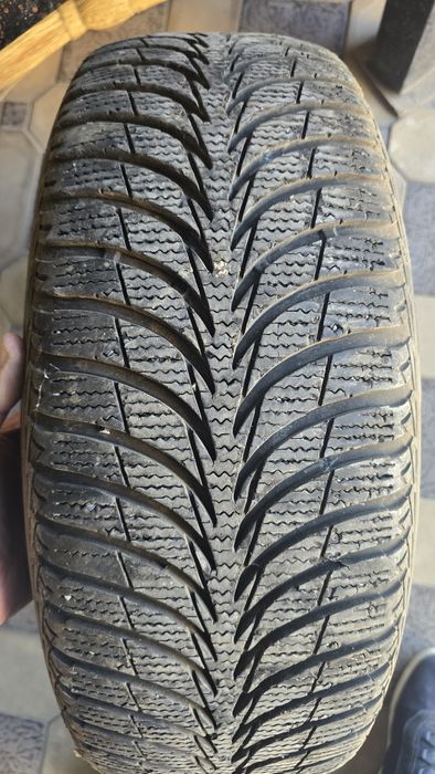 Продаётся зимние шины, б/у, 3 шт