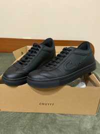 Обувки на cruyff