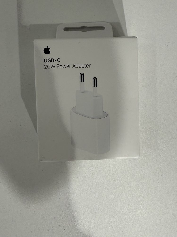 Адаптер зарядка на айфон 20w power adapter оригинал