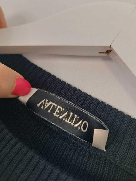 Pulover Valentino din lana