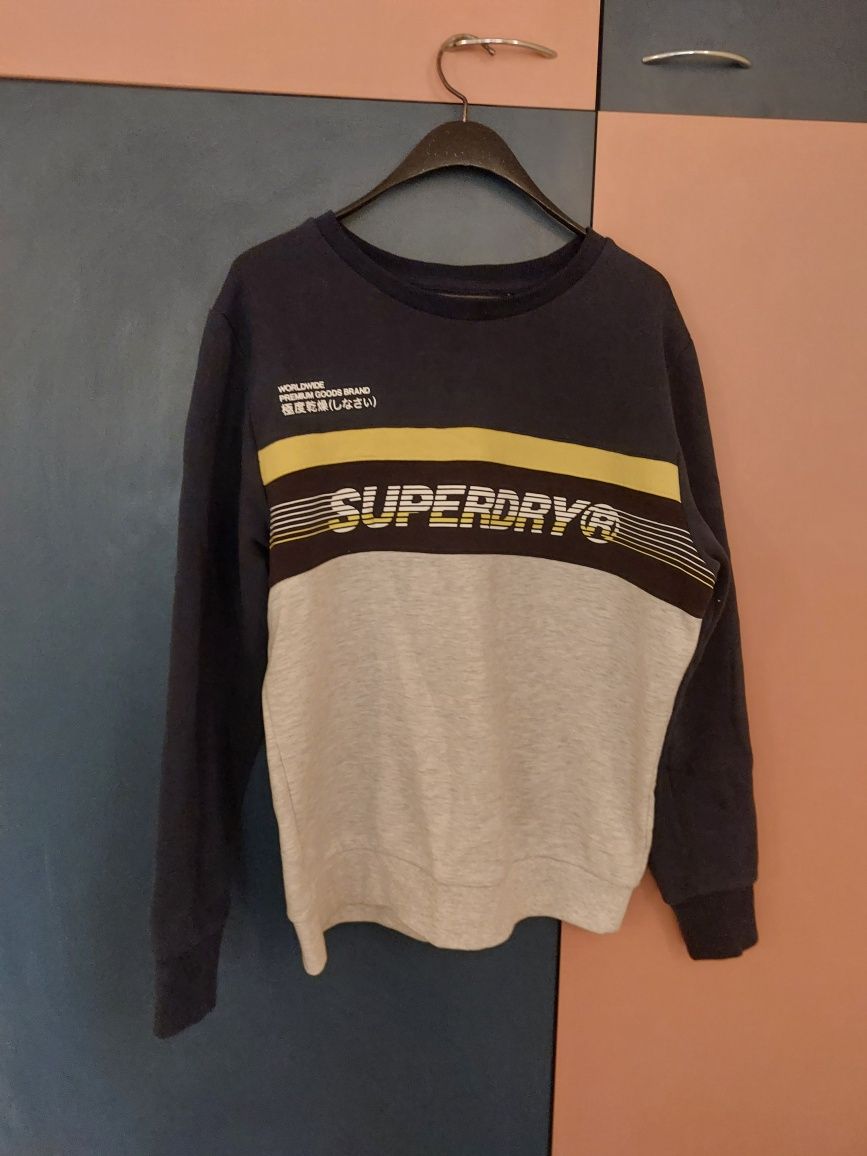 Ватирана блуза Superdry