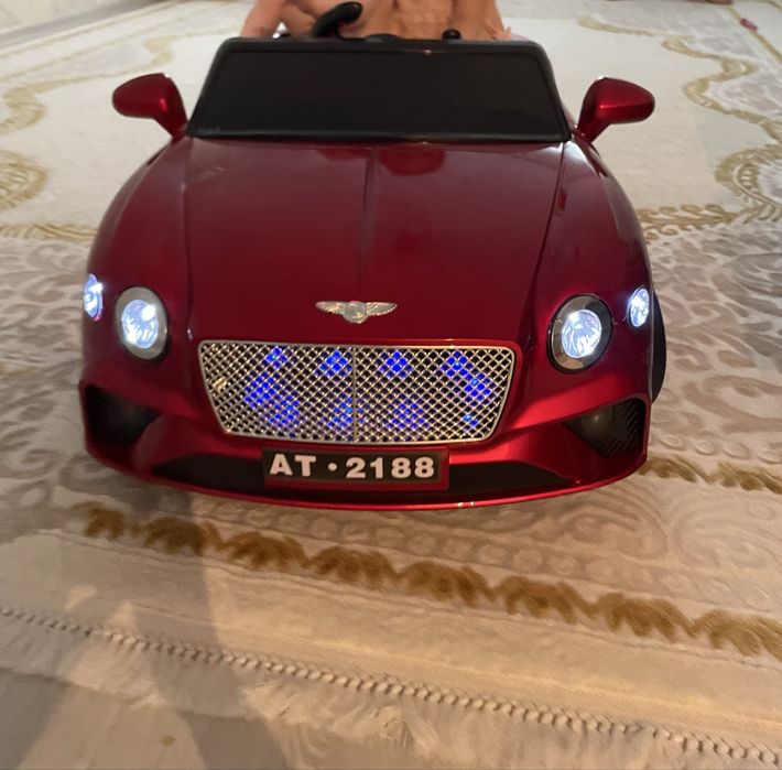 Детская мшина Бентли