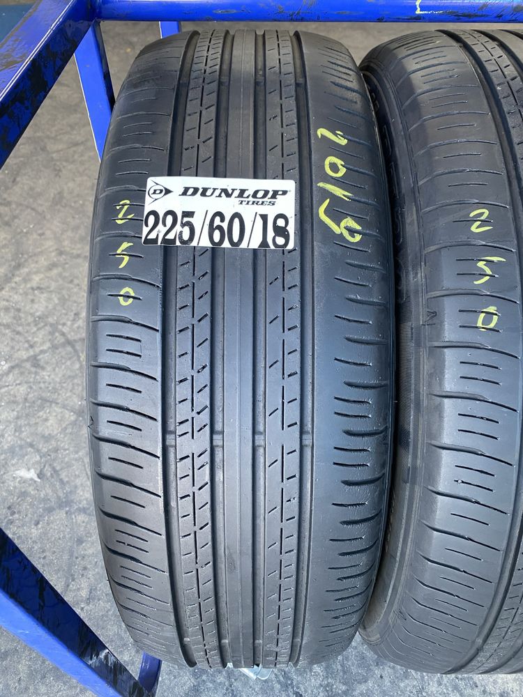 225/60/18 Dunlop