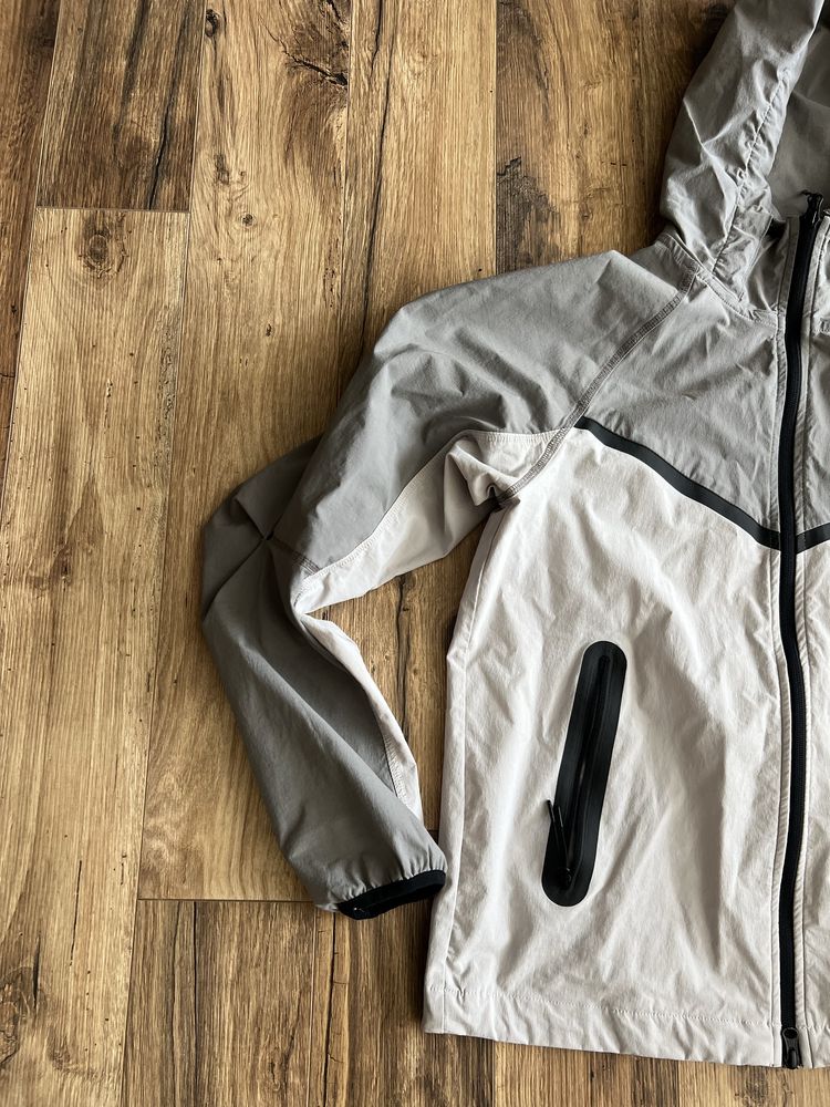 Nike Tech Fllece size XS /M