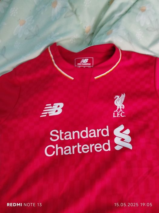 Echipament fotbal Liverpool pentru copii